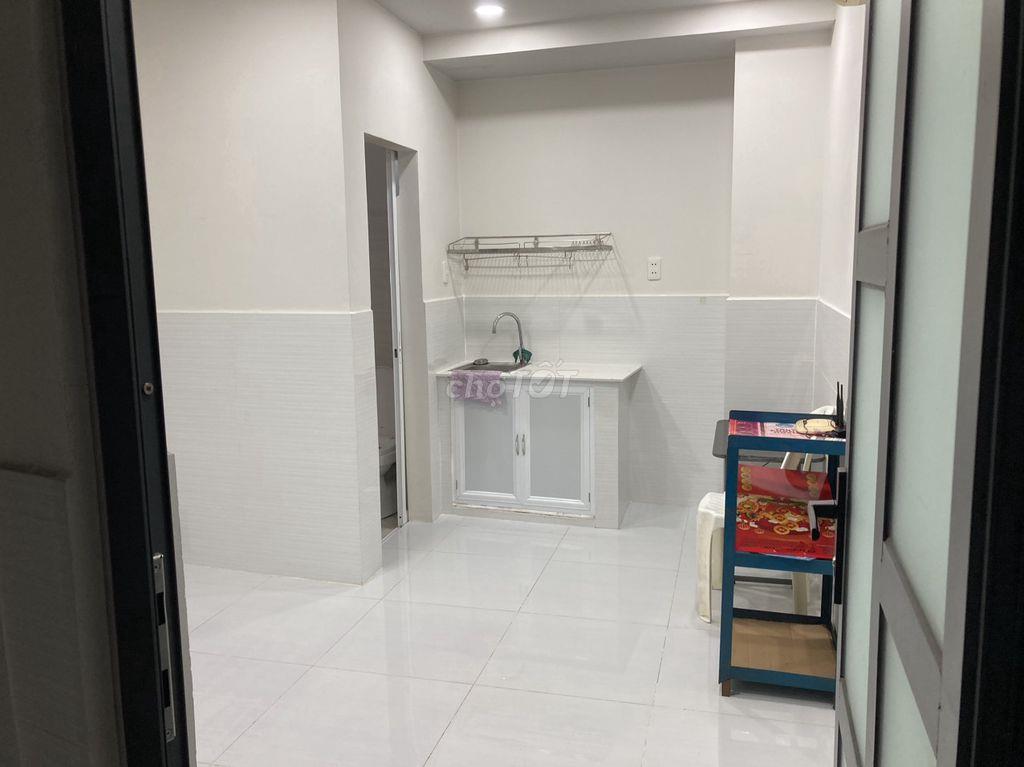 PHÒNG TRỌ MỚI XÂY TRUNG TÂM QUẬN 10