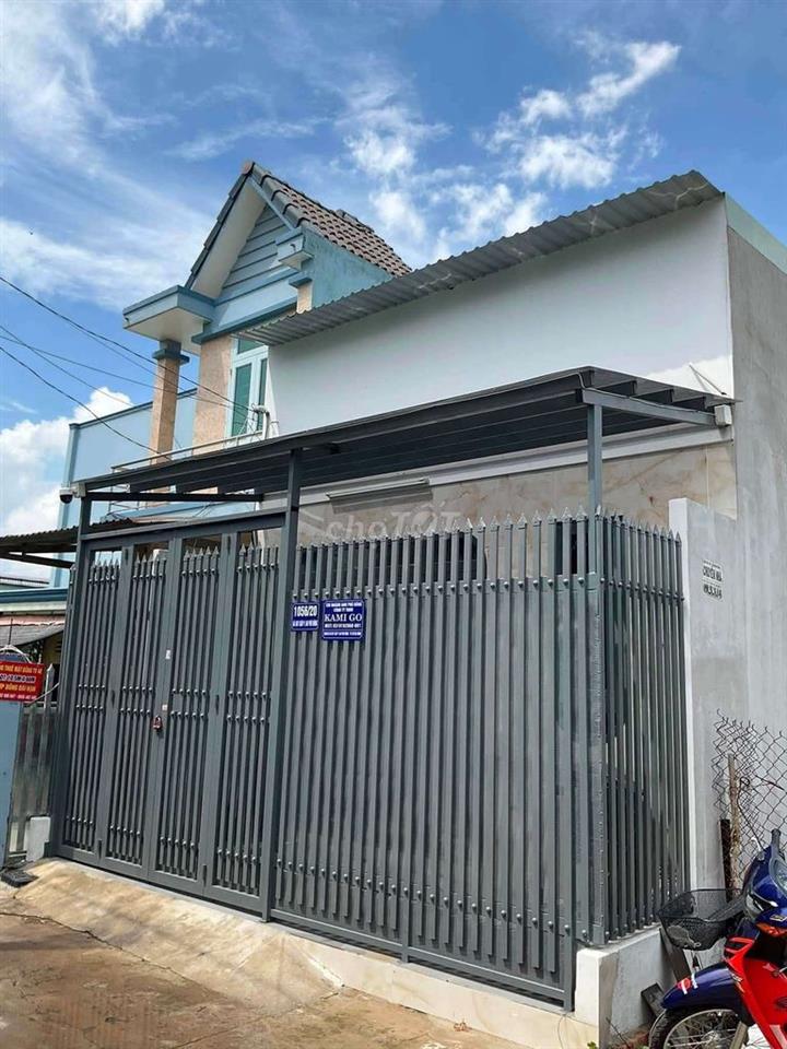 Nhà 1 trục hẻm thông xe hơi Hà Huy Giáp 5x11m