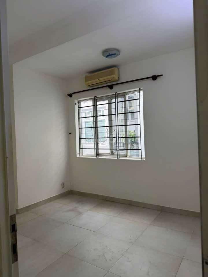 Nhà hẻm Đồng Nai 7x7m 4PN tiện ở gia đình