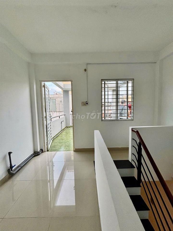 Nhà Cho Thuê Nguyên Căn Hẻm Đường Trần Khắc Chân, Quận 1
