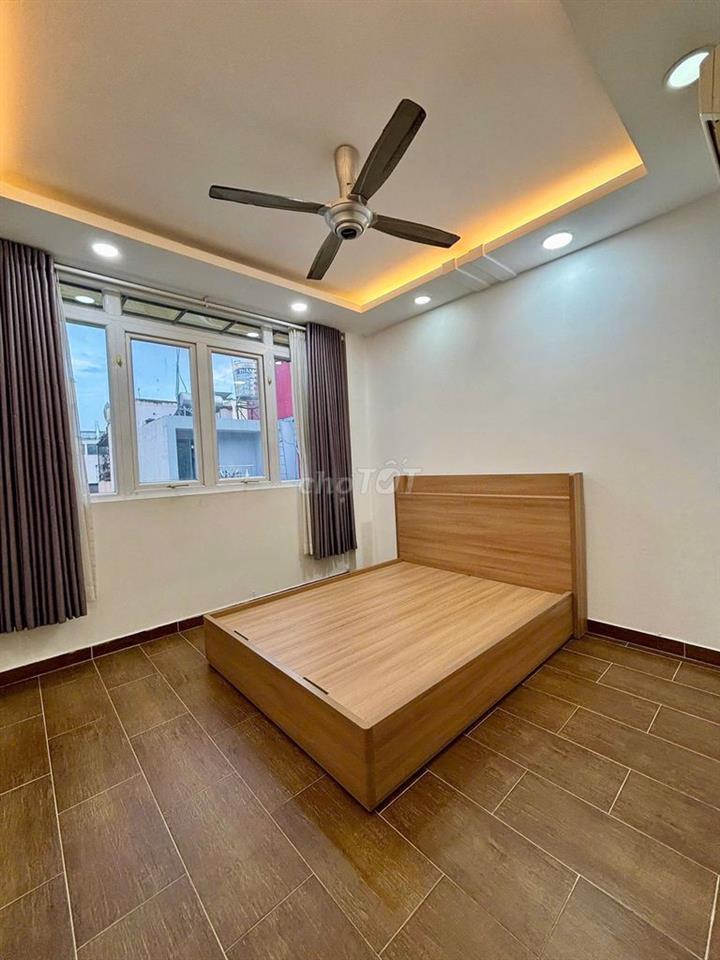 Nhà Cho Thuê Nguyên Căn Hẻm Đường Trần Khắc Chân, Quận 1