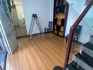CHO THUÊ NHÀ HẺM 3M HÒA HƯNG QUẬN 10 - FULL NỘI THẤT