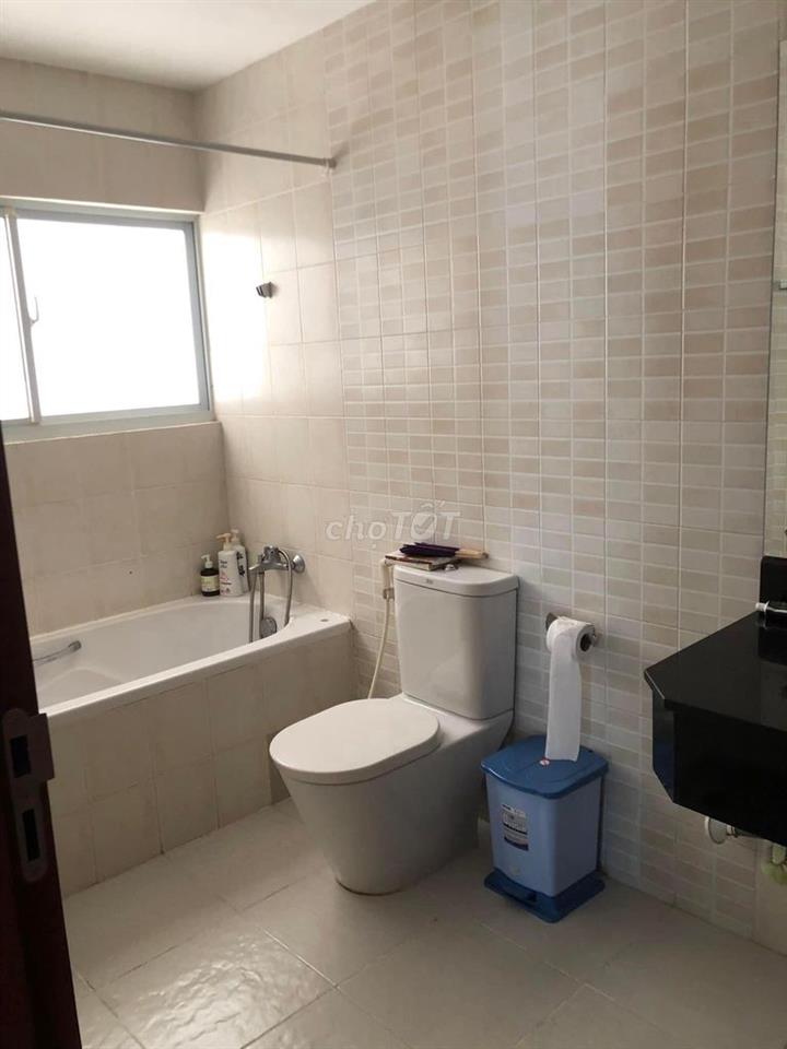 Bán căn hộ chung cư Tản Đà Court, Q5, 100m2, 3PN, 5,8 tỷ