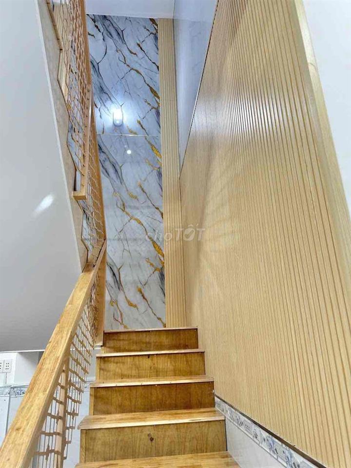 XC bán nhà 2MT hẽm TT Q6 giáp Q5, gần Chợ Bình Tây DT: 4,21x15,62