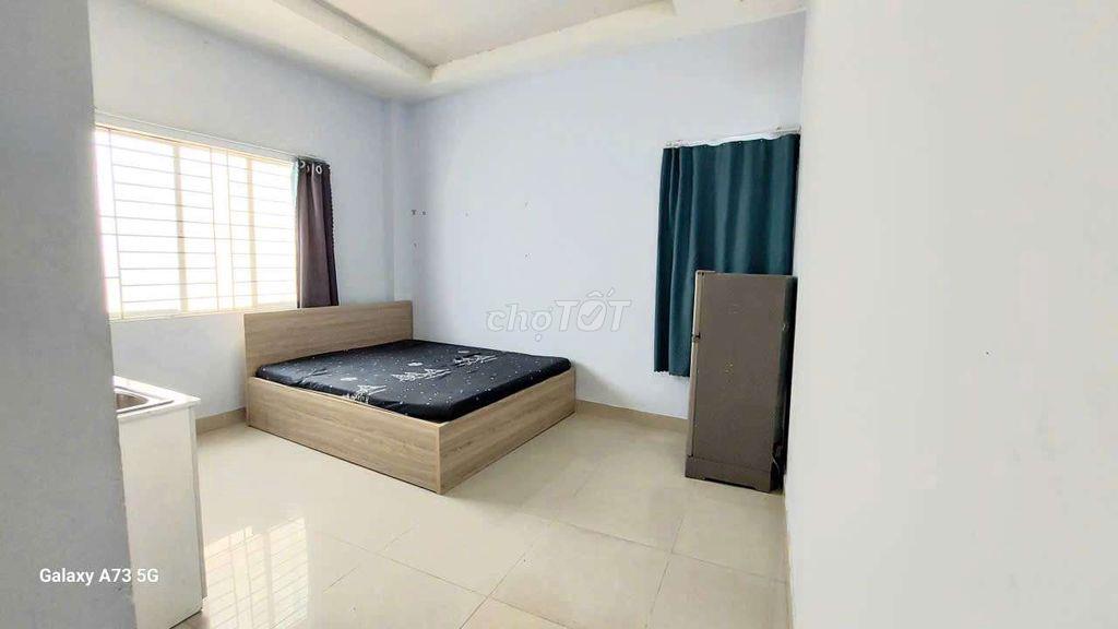 CHO THUÊ STUDIO CỬA SỔ LỚN QUẬN 8 