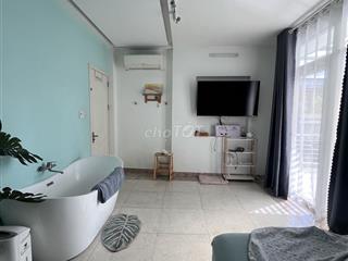 căn hộ 1 phòng ngủ full bếp, bồn tắm, smart tivi gần chợ, etown