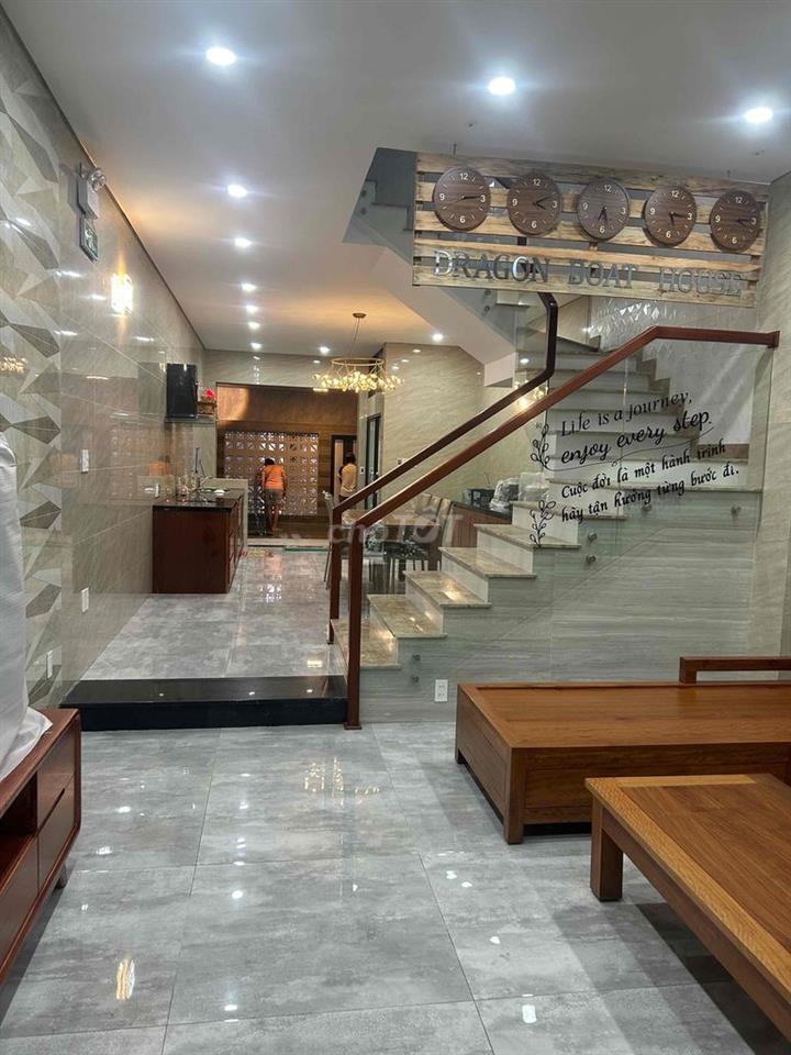 CHO THUÊ NGUYÊN CĂN HOMSTAY KHU BIỂN NGUYỄN TẤT THÀNH