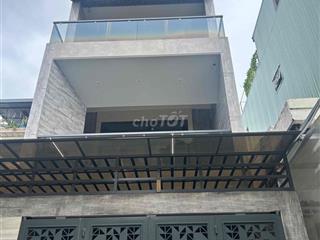 CHO THUÊ NGUYÊN CĂN HOMSTAY KHU BIỂN NGUYỄN TẤT THÀNH