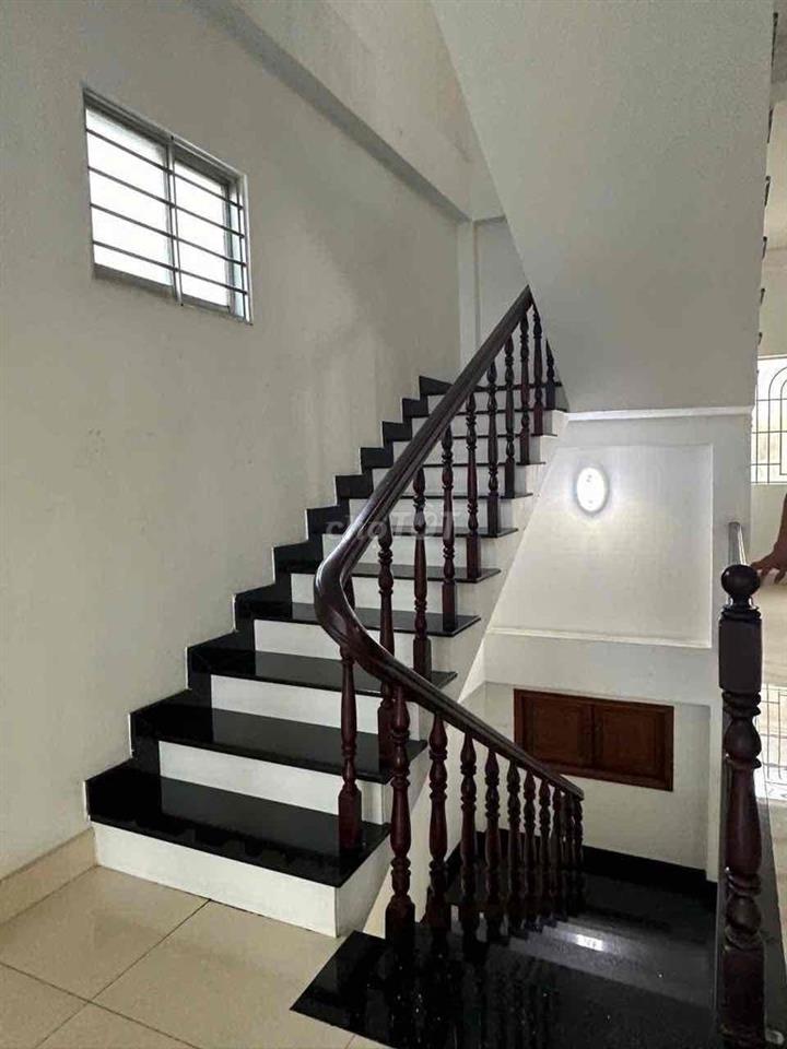 BÁN NHÀ PHỐ CĂN GÓC 2 MẶT TIỀN PHẠM HUY THÔNG