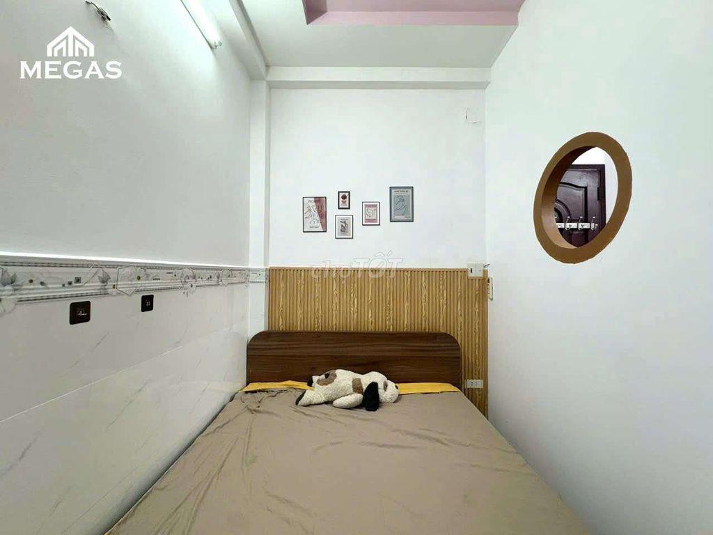 phòng studio tách bếp full nội thất.