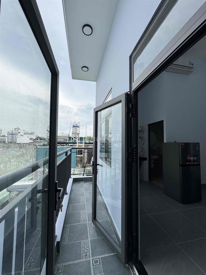 Phòng 25m2 có gác ở được 3 người gần bệnh viện Gò Vấp. Giá chỉ từ 4tr