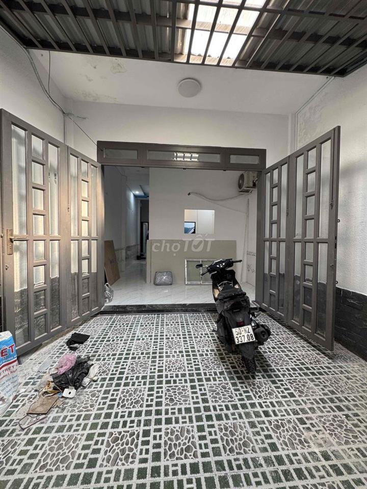 Phòng rộng không giới hạn người ở tại Lê Đức Thọ, P.16.
