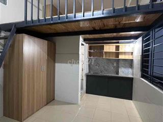 Phòng duplex full nội thất ngay sau ĐH Văn Lang. Giá từ 3tr999