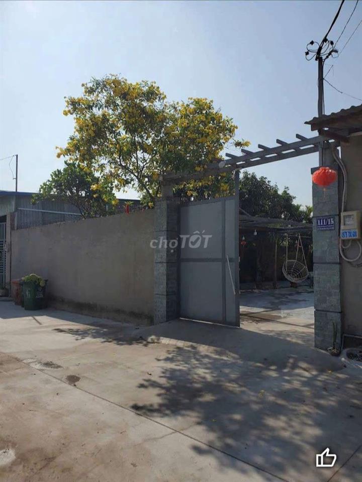 cho thuê nhà sân vườn có hồ bơi ở hốc môn
