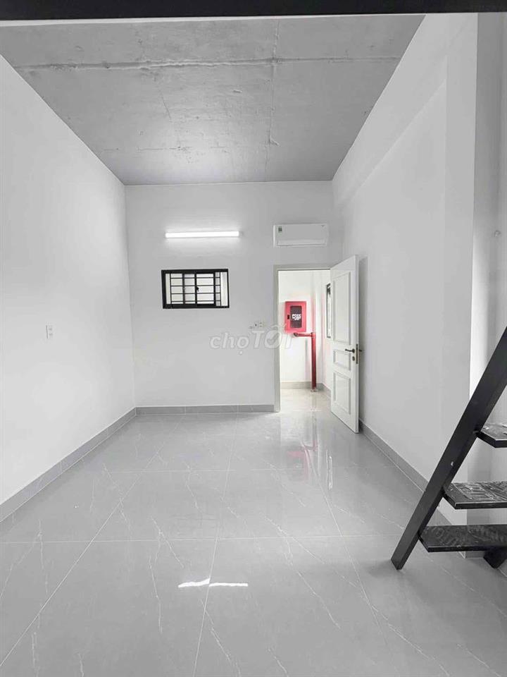 PHÒNG NGAY HÀ HUY GIÁP | GẦN IUH, NTTU  📍 637 Hà Huy Giáp,Q12