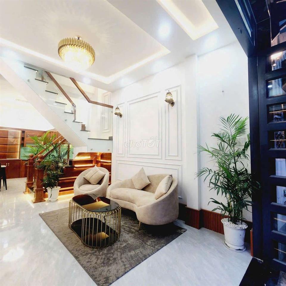 Cho thuê nhà nguyên căn đường Dạ Nam gần quận 1 và quận 5