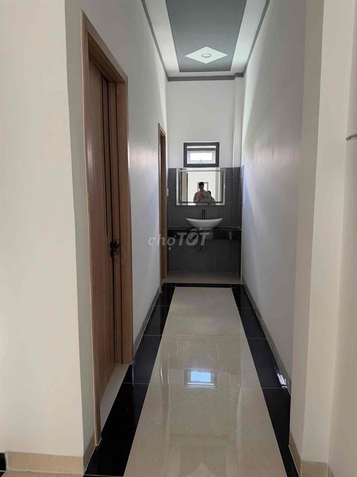 BÁN NHÀ ĐẸP VUÔNG VỨC