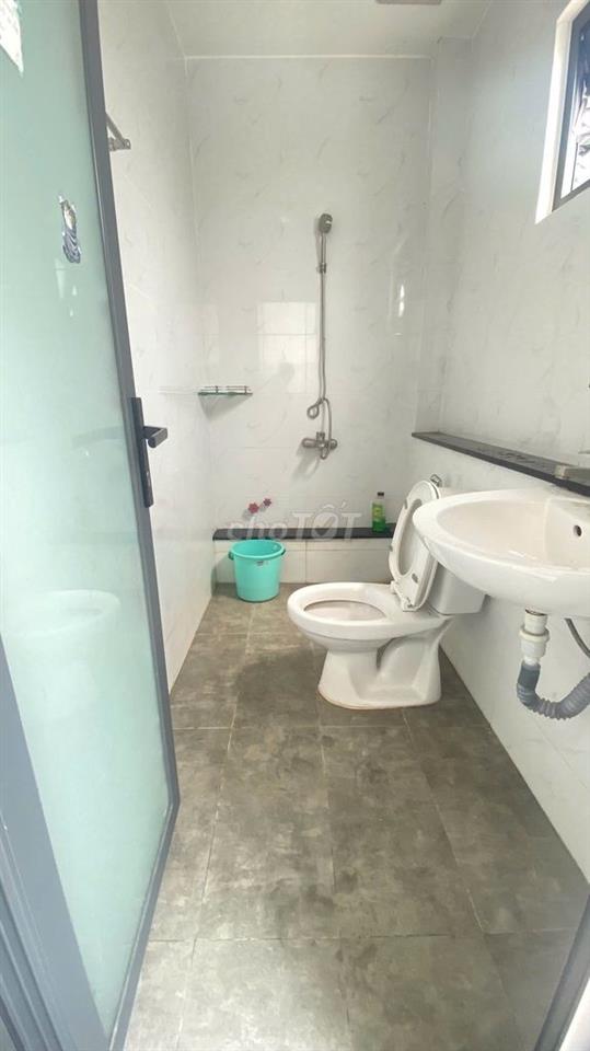 TRỌ CHO NỮ THUÊ CÁCH TRƯỜNG VĂN LANG CƠ SỞ 3 (300m)