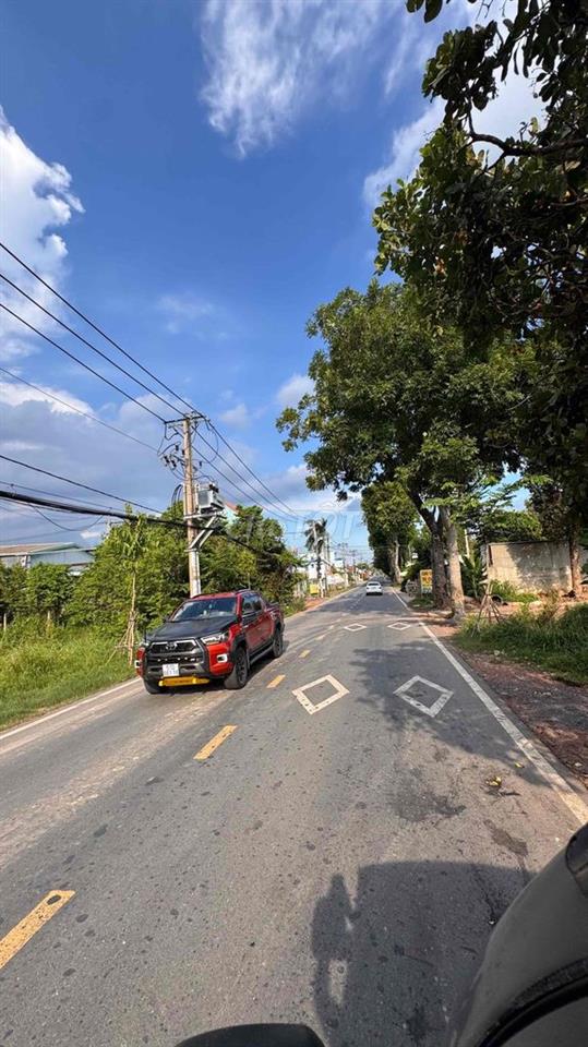 Bán đất mặt tiền đường Nguyễn Thị Lắng