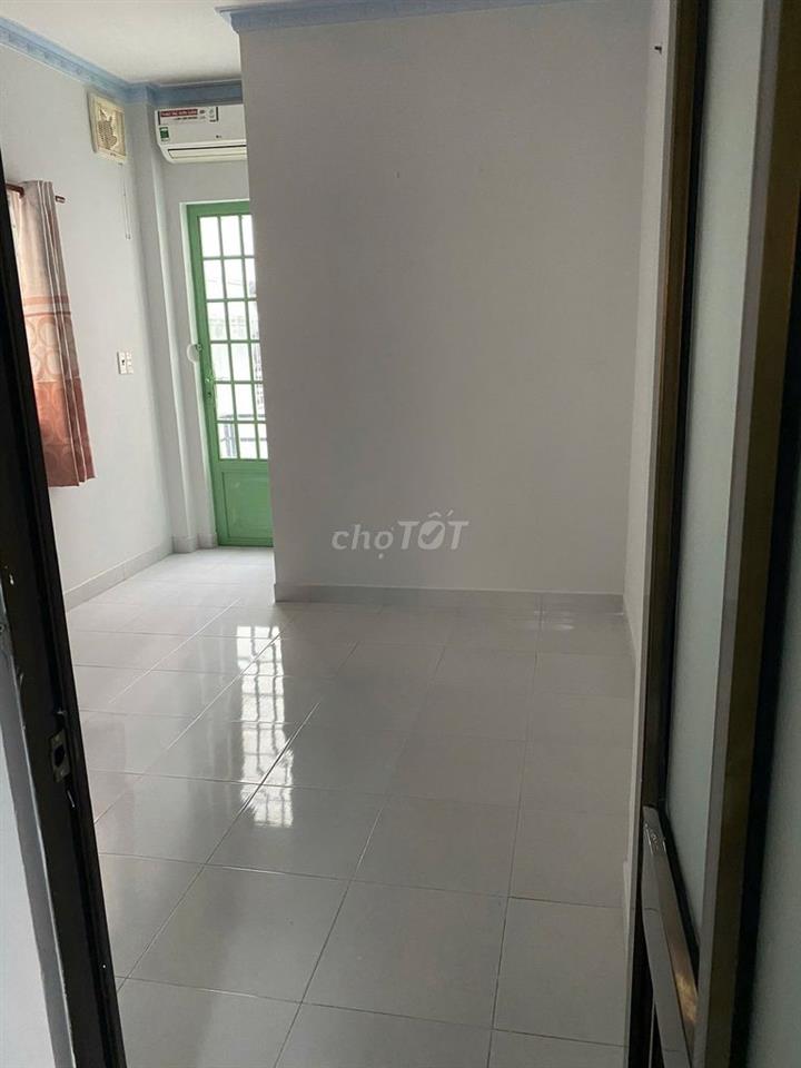 cho thuê phòng trọ đường Cao Thắng Q10