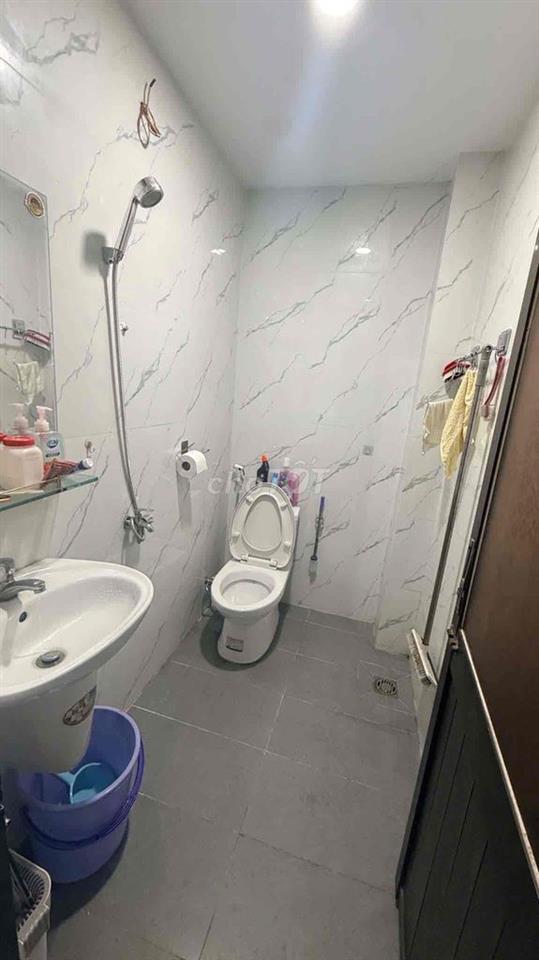 Cần bán nhà mặt tiền