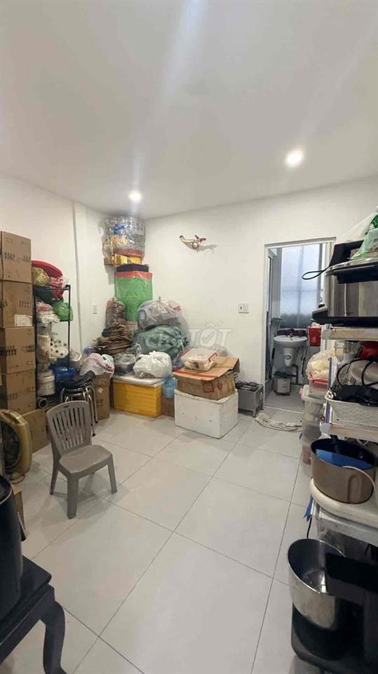 Cần bán nhà mặt tiền