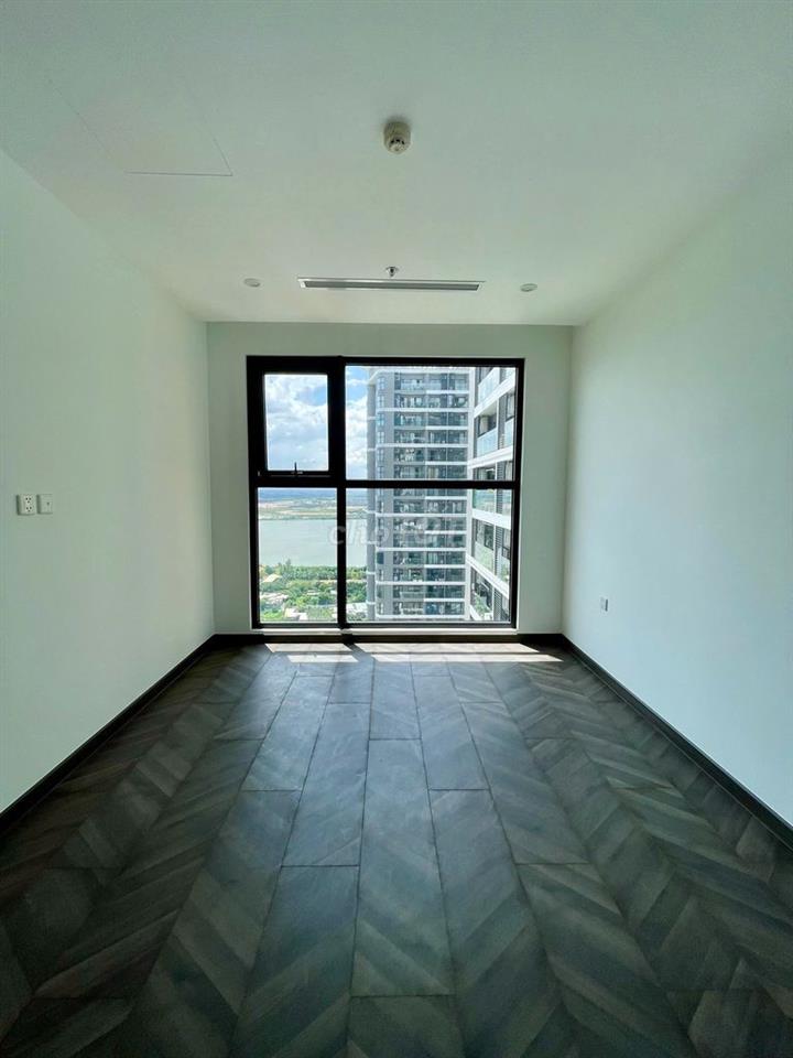 Bán 2PN góc bo cong The Beverly view sông Đồng Nai cực hiếm 79,8m²