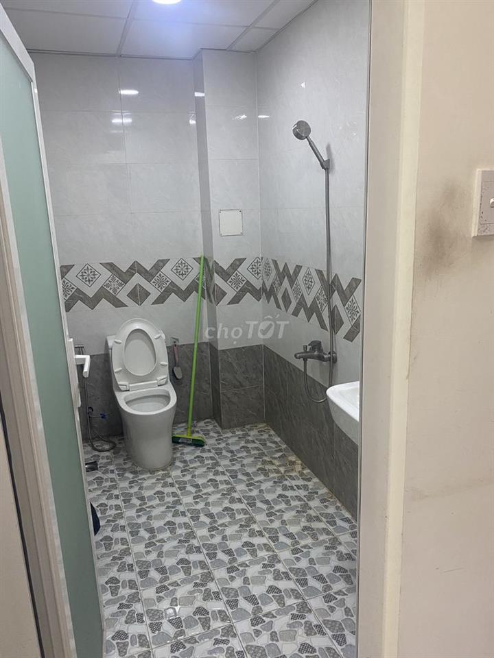 Cho thuê nhà 2pn 2wc 1lửng gần aeon tân phú