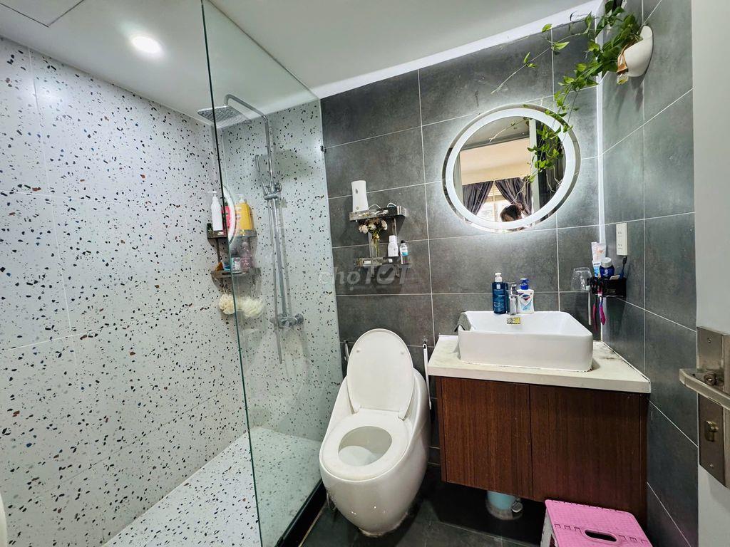Phường 7, Quận 11, TP.HCM, giá 3,25 tỷ, 63m2 chung cư thang máy.