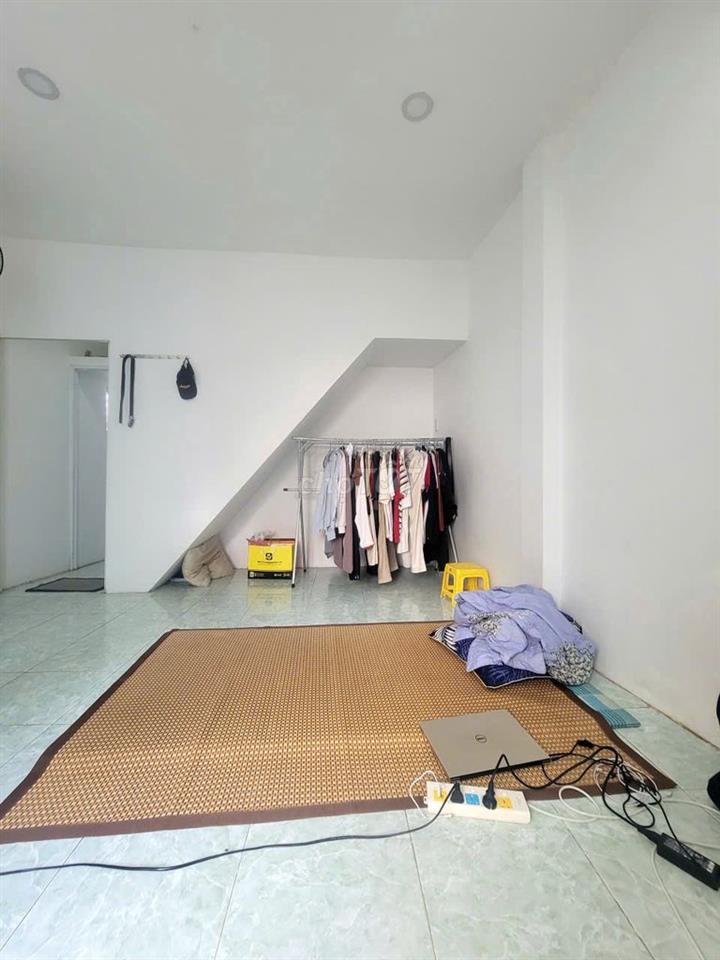 Ở GHÉP SINH VIÊN NHÀ NGUYÊN CĂN 