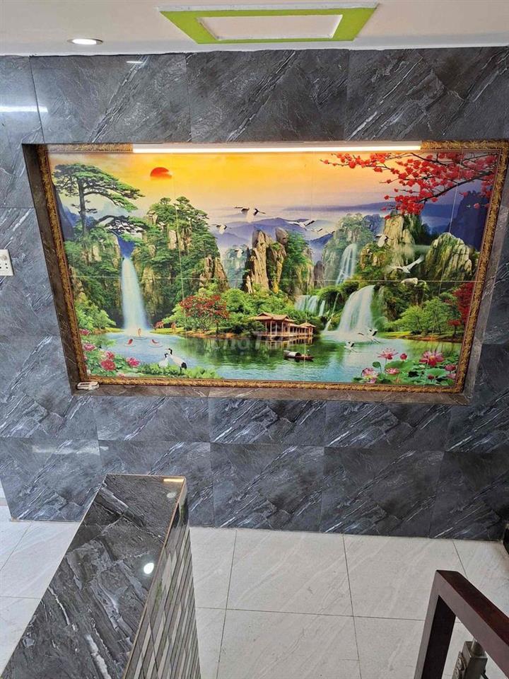 Cho thuê nhà nguyên căn gần bến xe Q8