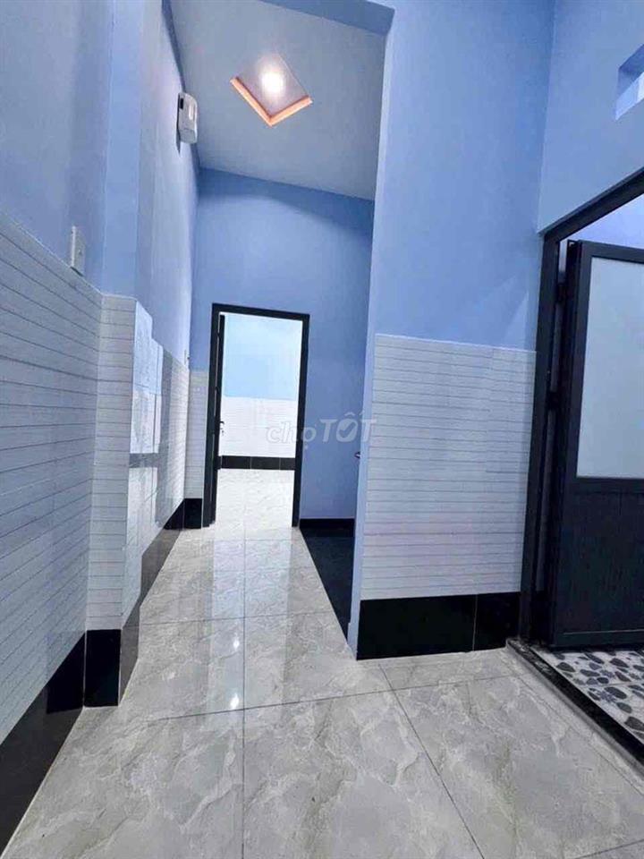 Nhà cho thuê ngay bến xe quận 8