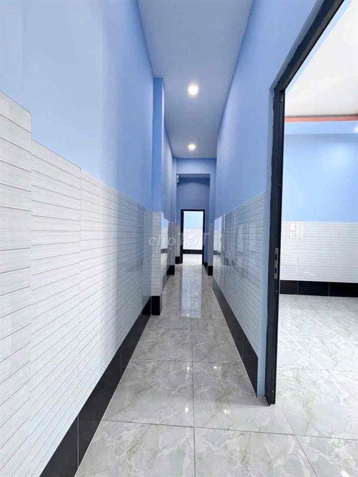 Nhà cho thuê ngay bến xe quận 8