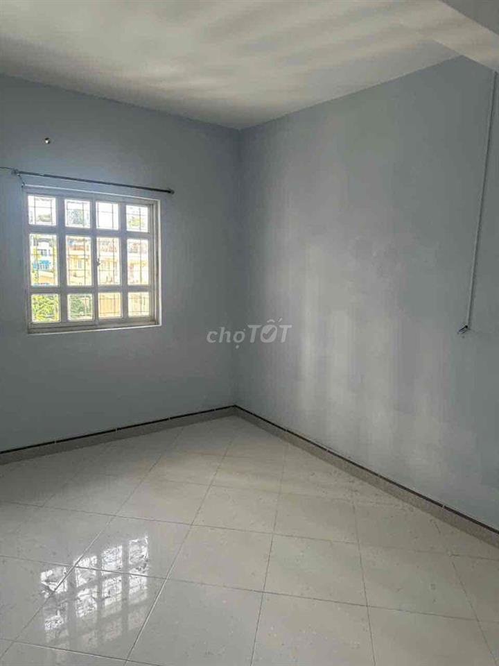 Cho Thuê căn C/c Hùng Vương - Mạc Thiên Tích - P. Chợ Quán