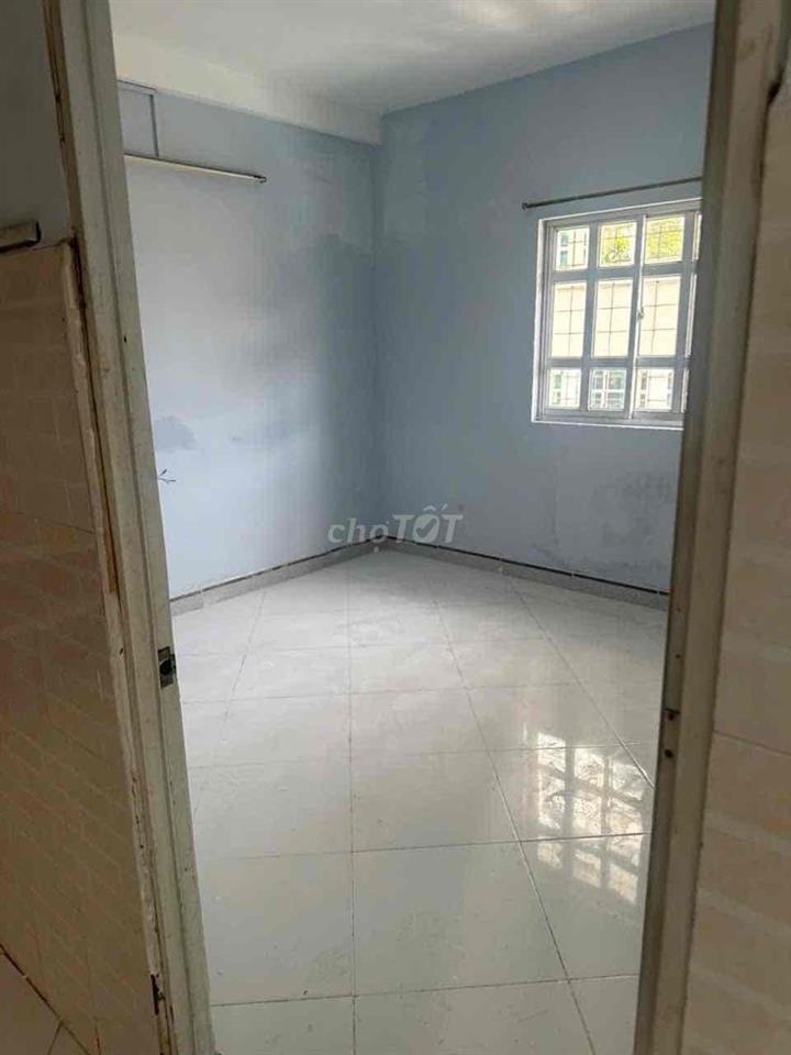 Cho Thuê căn C/c Hùng Vương - Mạc Thiên Tích - P. Chợ Quán