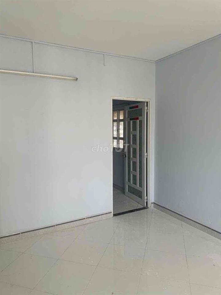 Cho Thuê căn C/c Hùng Vương - Mạc Thiên Tích - P. Chợ Quán