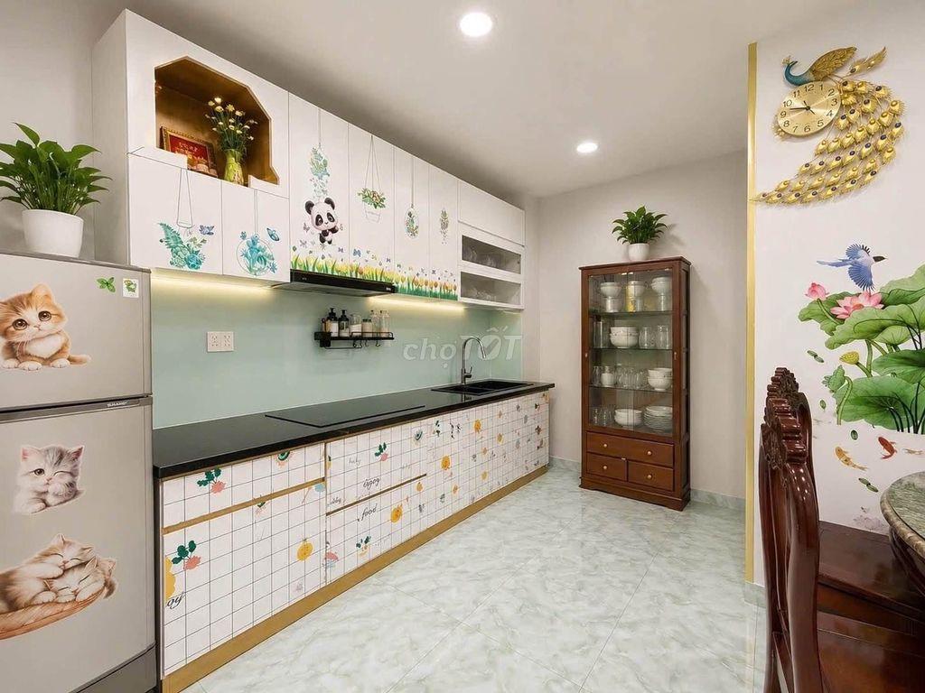 nhà đường số 10 tân quy, Q7, 65m², xe hơi đỗ cửa, gần công viên