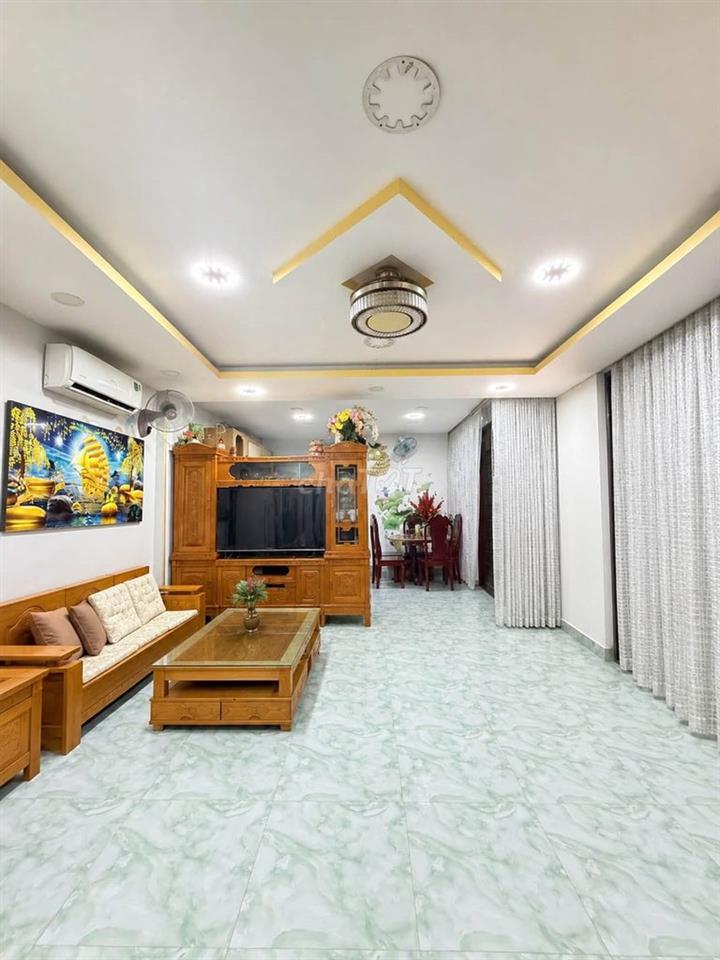 nhà đường số 10 tân quy, Q7, 65m², xe hơi đỗ cửa, gần công viên