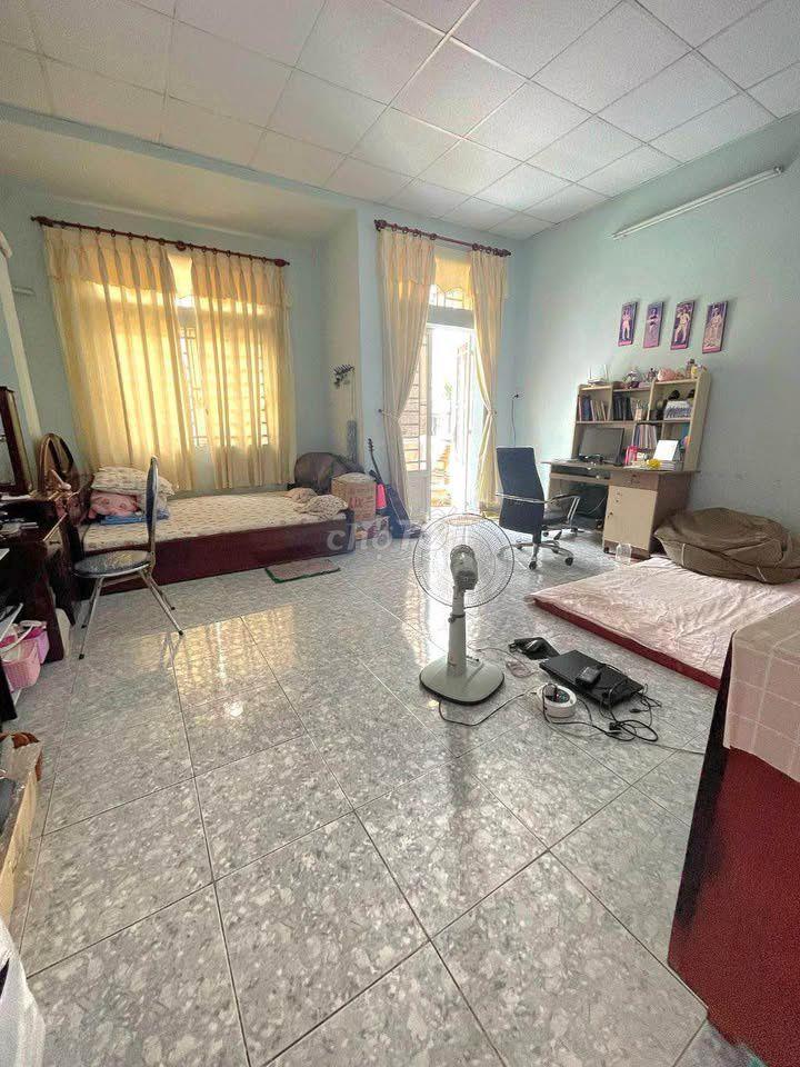 nhà đường số 79 tân quy q7, 63m², gần trường học, chợ và công viên