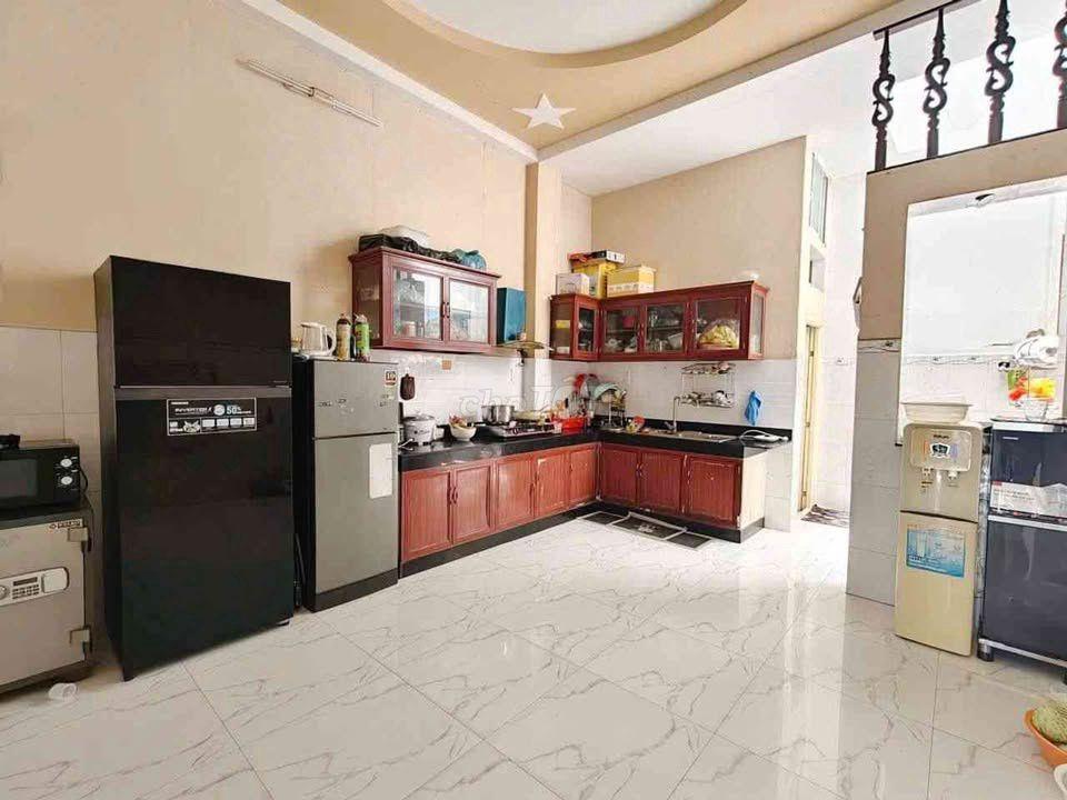 nhà đường số 45 tân quy q7, 60m², xe hơi đỗ cửa, gần lotte mart- 6,5ty