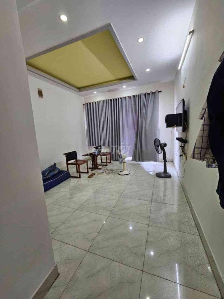 nhà gần nguyễn thị thập, Q7, 60m², xe hơi đỗ cửa, khu dân trí cao