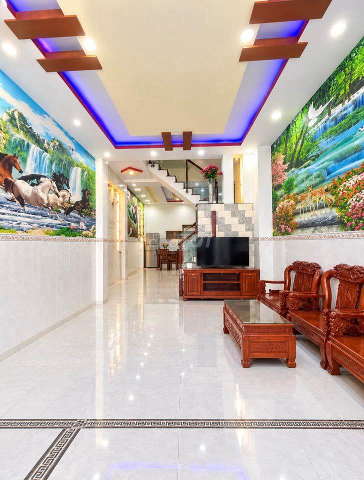 Nhà sát Nguyễn Thị Thập, Quận 7, xe hơi đỗ cửa, ngang 7m
