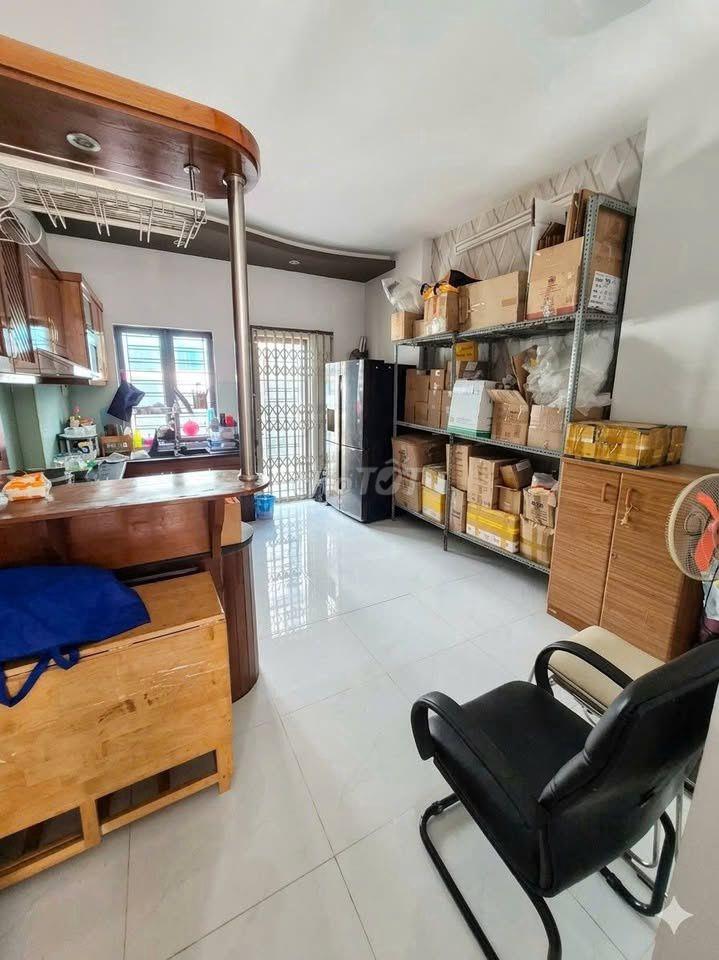 nhà đường số 53 tân quy q7, 60m², 4 phòng ngủ, gần nguyễn thị thập
