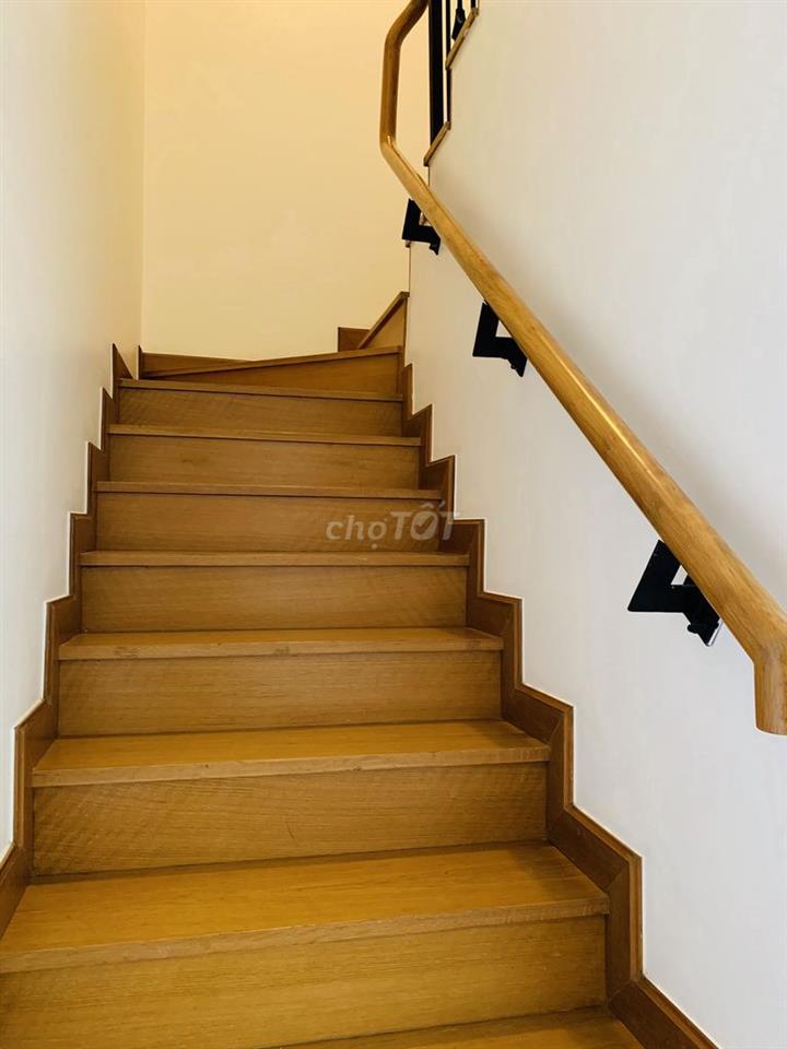 Cho thuê căn hộ Duplex Bảy Hiền Tower,  187m2, 4PN, 4WC, 18tr
