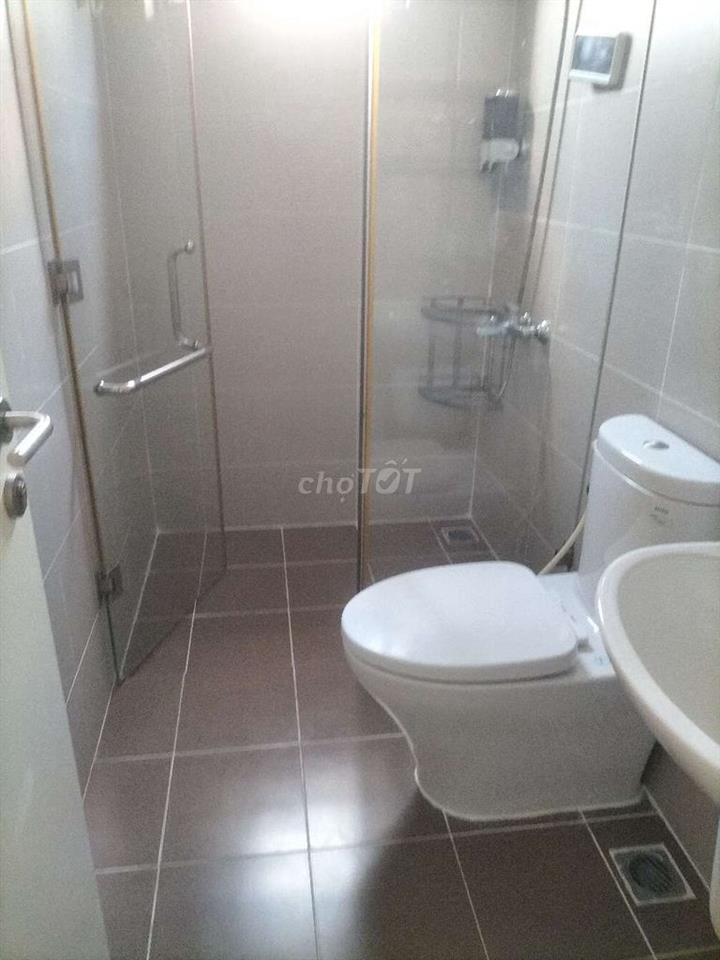 Cho thuê 1 phòng Master, view căn góc, hướng ra sông thoáng mát