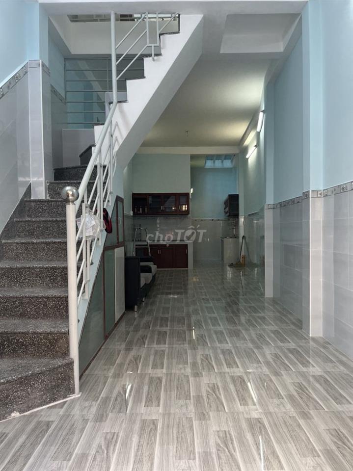 Nhà hẻm cho thuê nguyên căn 42,8 m² chính chủ