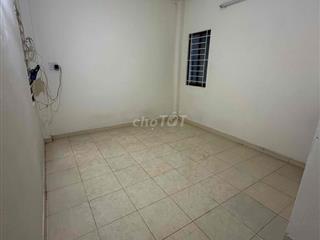 Nhà trọ quận 10 gần trường đại học bách khoa và kinh tế