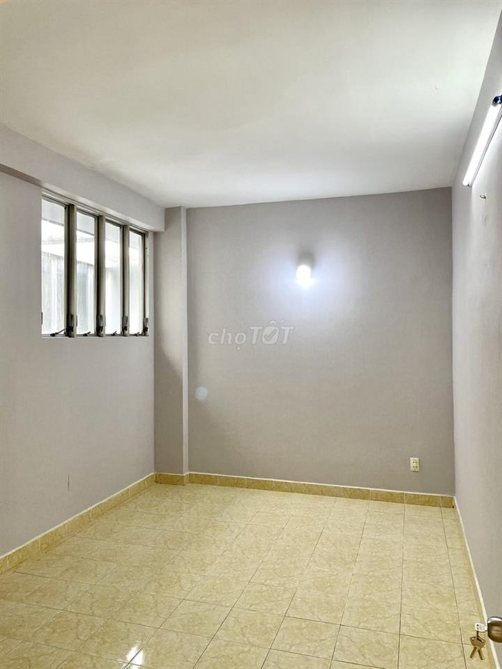 CHO THUÊ 109 NGUYỄN BIỂU 75M2 (3PN 2WC) GIÁ 13 TR/THÁNG - HÀNG HIẾM