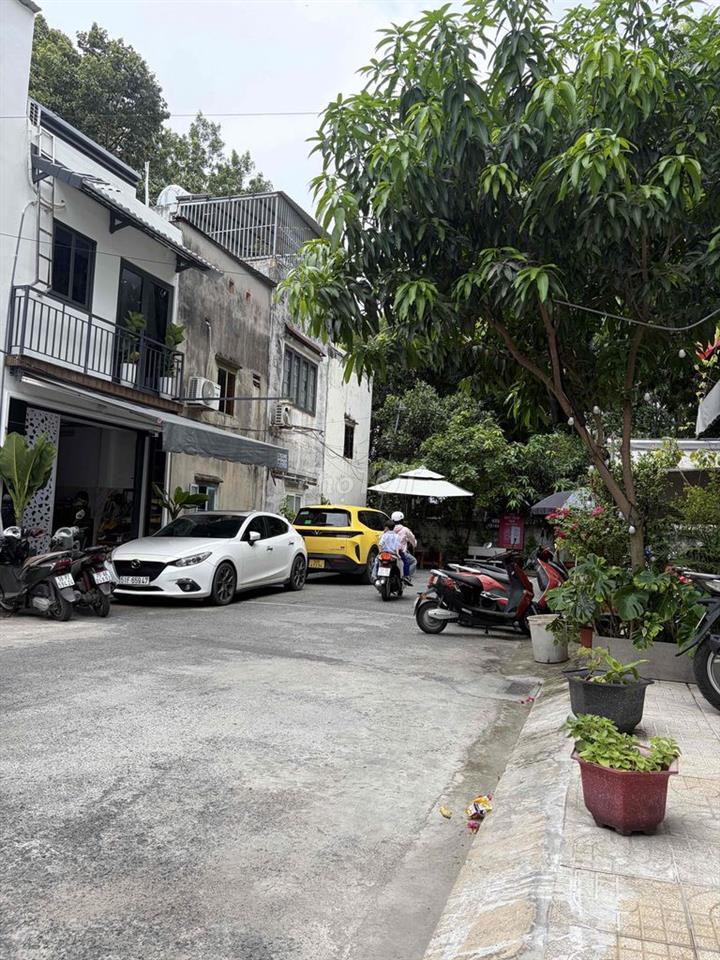NHÀ MỚI VIP GẦN AEON TÂN PHÚ