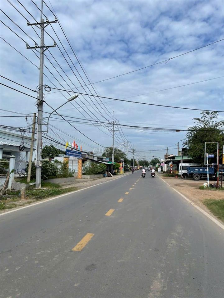 Ann cho thuê nhà nguyên căn gần mặt tiền đường chợ phú thạnhĐN